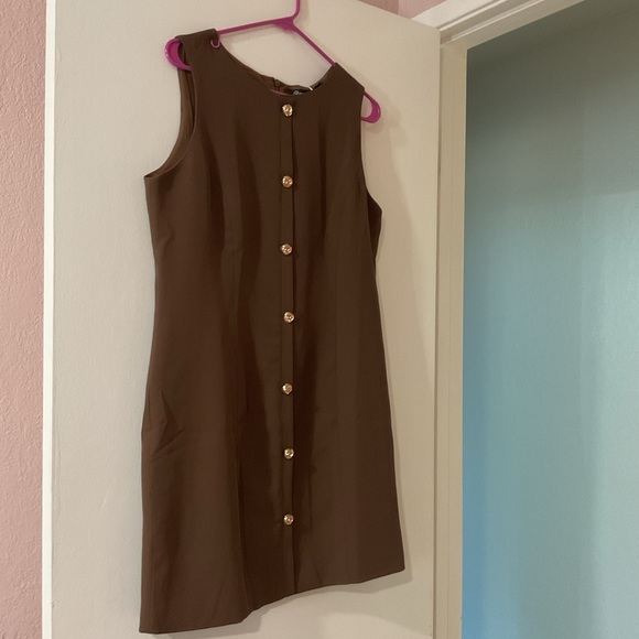 Dresses & Skirts - Brown Button Dress Office